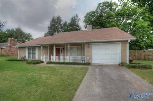 132 Bibb Dr, Madison, AL, 35758-1064 | Card Image