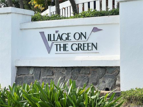 tt5-94-690 Lumiauau St, Waipahu, HI, 96797-5076 | Card Image