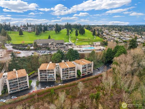 a31-8005 Sand Point Way Ne, Seattle, WA, 98115-8143 | Card Image