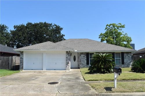 340 Bertolino Dr, Kenner, LA, 70065-2533 | Card Image
