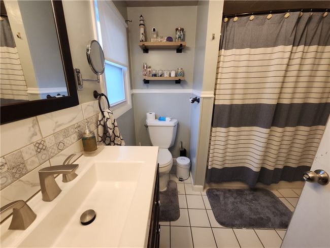 1 Park View Blvd, House other with 3 bedrooms, 1 bathrooms and 4 parking in Cranston RI | Image 24
