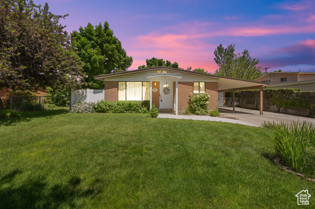 1120 , Layton, UT 84041