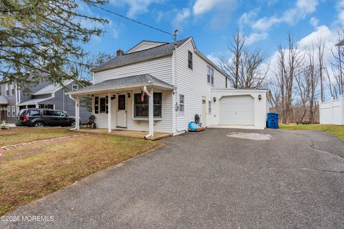 267 Phalanx Rd, Colts Neck, NJ, 07722-1327 | Card Image