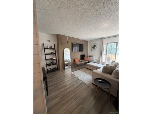 2c-4110 Hale Pkwy, Denver, CO, 80220-3761 | Card Image
