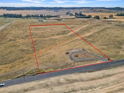 8054 E Mt Spokane Park Dr, Mead, WA, 99021 | Card Image