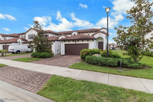 7948 Bristol Cir, NAPLES, FL, 34120-0706 | Card Image
