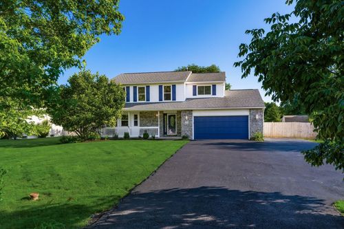 73 Jefferson Ridge Dr, Pataskala, OH, 43062-7522 | Card Image