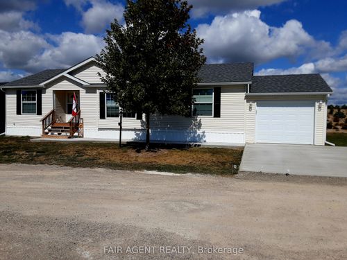 7 Forest Lane, Nanticoke, ON, N0A1L0 | Card Image