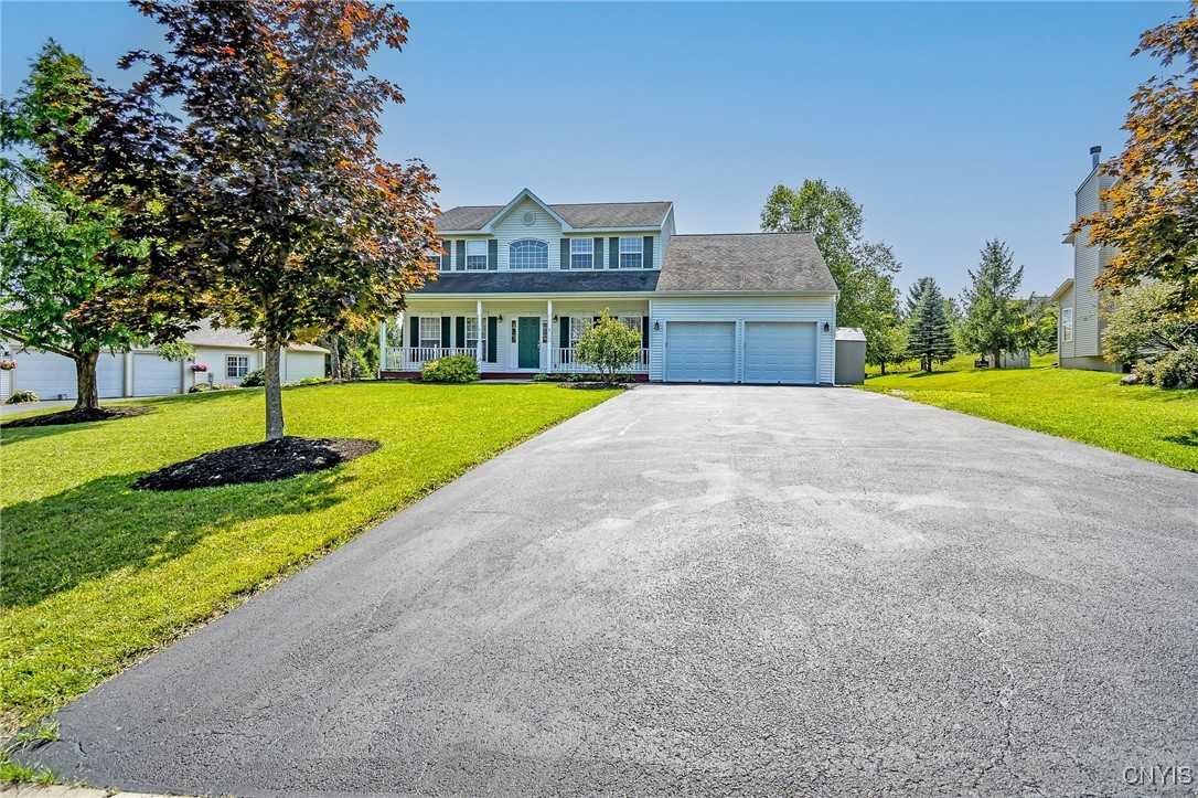 Tulipwood Ln, Jamesville, NY 13078