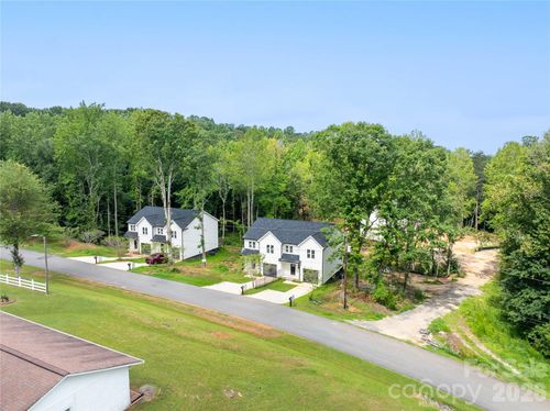 2971 Hughey Dr, Newton, NC, 28658-9493 | Card Image