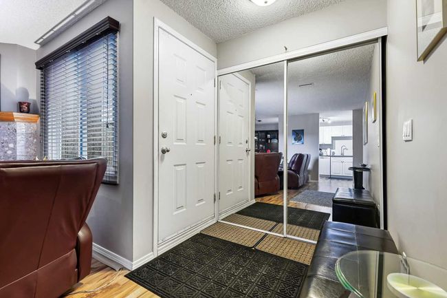 79 Cedar Springs Gardens Sw, Townhouse with 2 bedrooms, 2 bathrooms and 1 parking in Calgary AB | Image 4