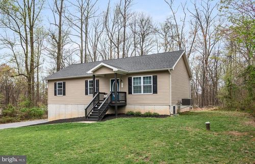 227 Wild Rose Ln, HARPERS FERRY, WV, 25425-7319 | Card Image