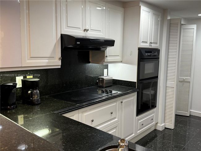 C - 9559 Collins Ave, Condo with 2 bedrooms, 3 bathrooms and null parking in Surfside FL | Image 10