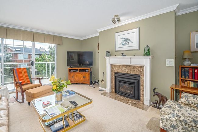 302 - 1140 55 Street, Condo with 2 bedrooms, 2 bathrooms and 1 parking in Delta BC | Image 3