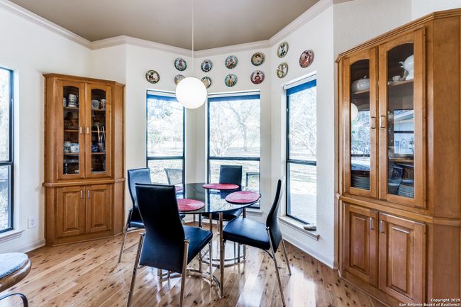 Breakfast Nook | Image 15