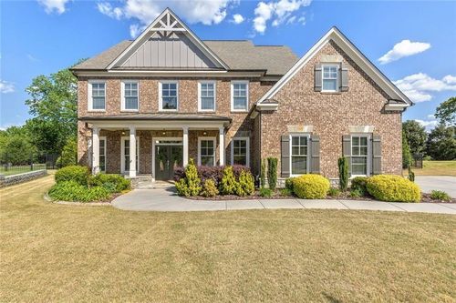 988 Woodtrace Ln, Auburn, GA, 30011-4729 | Card Image