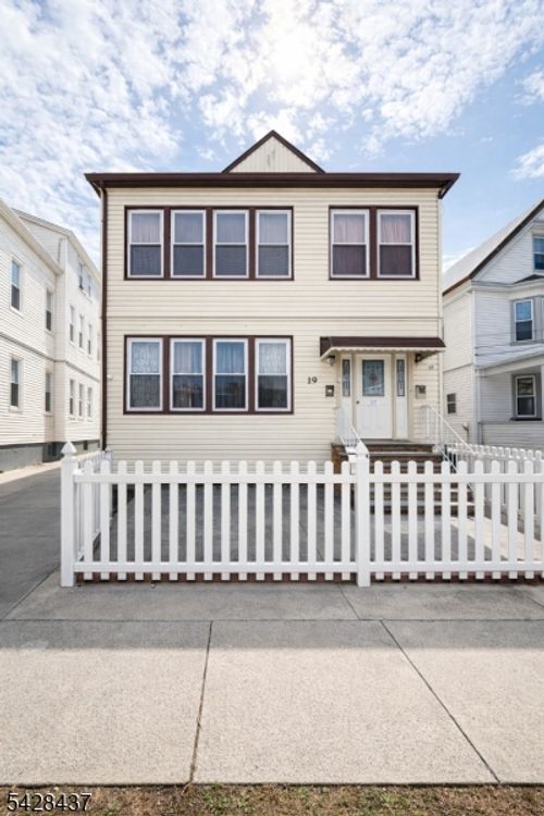 19 Burgess Pl, Passaic, NJ, 07055-8601 | Card Image