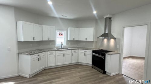 2-16 Arch St, Waterbury, CT, 06710-1902 | Card Image