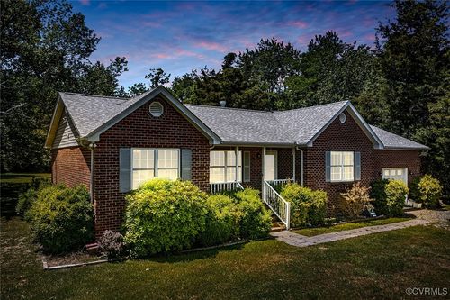 327 White Sand Dr, Heathsville, VA, 22473-2348 | Card Image