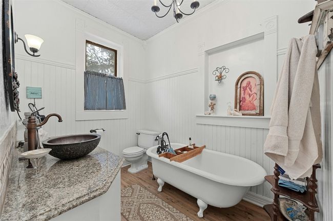 622 W 7 Th St, House other with 4 bedrooms, 3 bathrooms and null parking in Taylor TX | Image 19