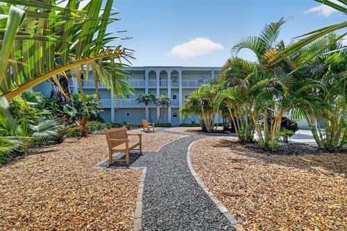 220-1706 Belleair Forest Dr, BELLEAIR, FL, 33756-1506 | Card Image