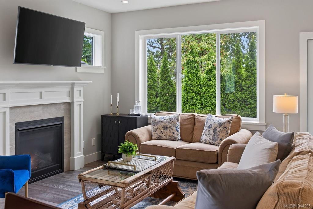 Residential in Central Saanich 5