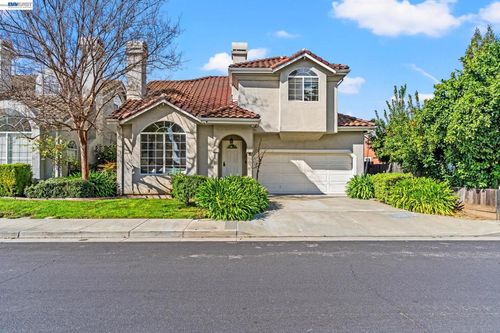 283 283 Esther Ave, Campbell, CA, 95008-1202 | Card Image