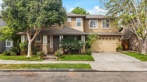 598 Almondcrest St, Oakdale, CA, 95361-3285 | Card Image