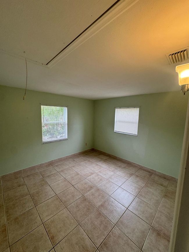 609 4 Th Pl Sw, House other with 2 bedrooms, 1 bathrooms and null parking in Vero Beach FL | Image 9