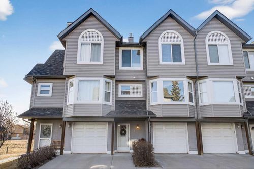 41 Sandarac Villas Nw, Calgary, AB, T3K5B4 | Card Image