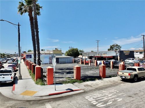 2427 E Anaheim St, Long Beach, CA, 90804-3534 | Card Image