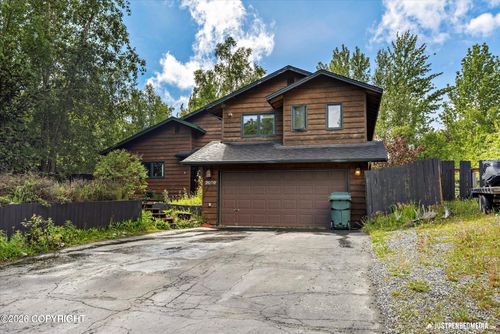2020 N Kentucky Derby Dr, Palmer, AK, 99645-5712 | Card Image