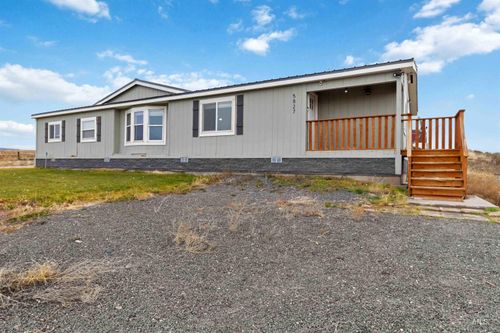 5827 E Little Basin Rd, King Hill, ID, 83633-3316 | Card Image