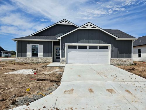 928 N Forestview St, Wichita, KS, 67235 | Card Image
