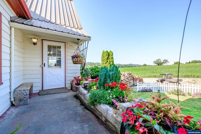 21303 S Central Point Rd, House other with 5 bedrooms, 1 bathrooms and null parking in Oregon City OR | Image 33
