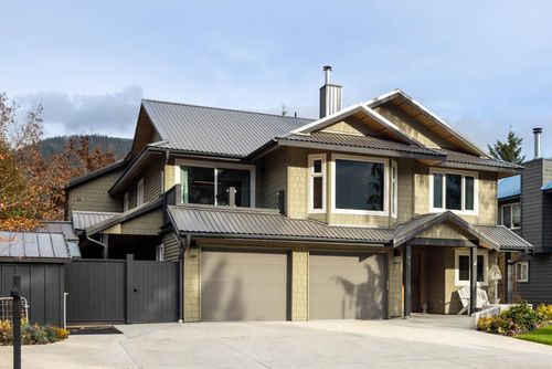 1469 Olive St, Pemberton, BC, V0N2L1 | Card Image