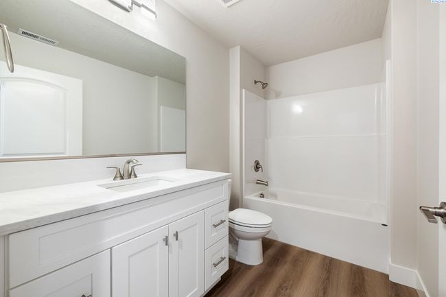 10409 Kokanee Dr, Home with 4 bedrooms, 2 bathrooms and null parking in Pasco WA | Image 21
