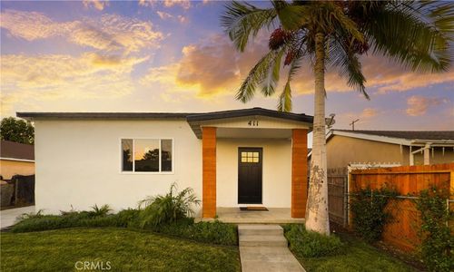 411 W Plum St, Compton, CA, 90222-3933 | Card Image