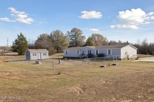 11 Lloyd Ln, Byhalia, MS, 38611-7107 | Card Image