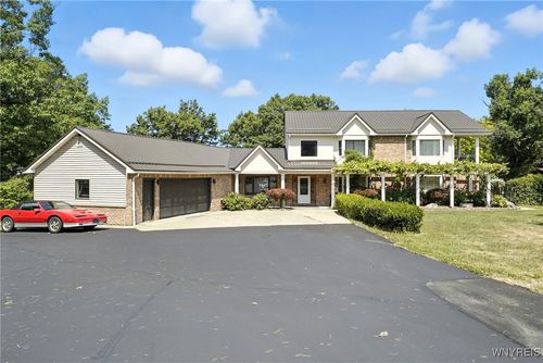 2386 Lake Rd, Silver Creek, NY, 14136-9785 | Card Image