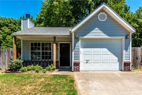 1536 N Timbercrest Ave, Fayetteville, AR, 72704-5883 | Card Image