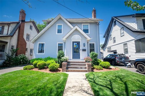 19 Overlook Ter, Maplewood, NJ, 07040-3607 | Card Image