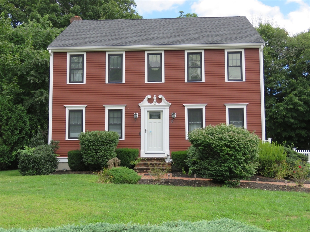 Fitzgibbons Ln, Rockland, MA 02370