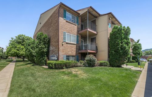 30-4150 Oak Meadows Dr, Salt Lake City, UT, 84123-4117 | Card Image