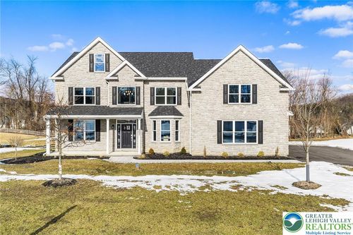 5031 Hunter Ln, EMMAUS, PA, 18049-4663 | Card Image