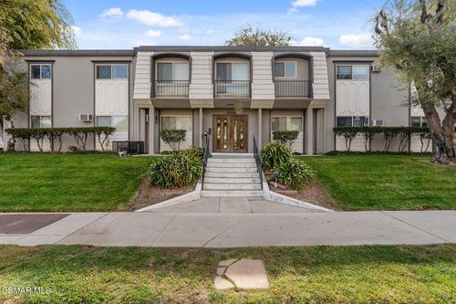 apt-10-22050 Calvert St, Woodland Hills, CA, 91367-3559 | Card Image