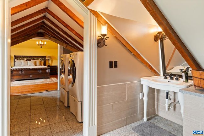 325 Factory Outlet Dr, House other with 5 bedrooms, 4 bathrooms and null parking in Max Meadows VA | Image 39