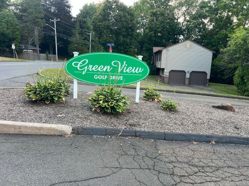 304-304 Golf Dr, East Haven, CT, 06512-1483 | Card Image