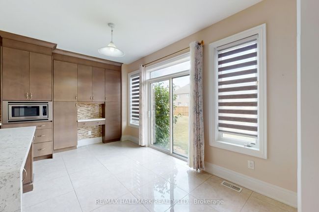 61 Mcisaac Dr, House other with 5 bedrooms, 3 bathrooms and 2 parking in Springwater ON | Image 15
