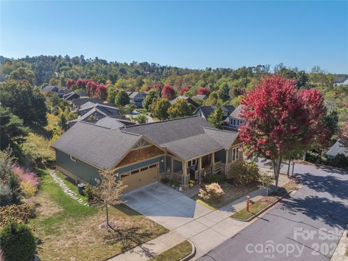 3 Bungalow Way, Asheville, NC, 28804-4510 | Card Image